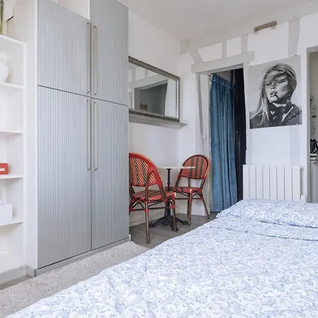Very For 2 In Apartment *
